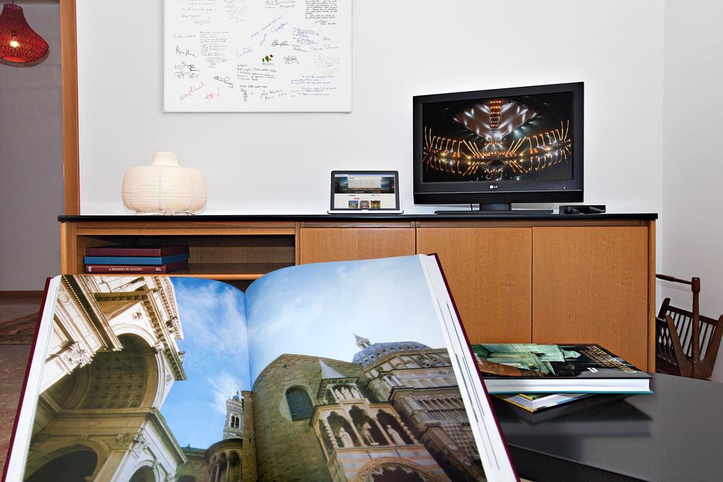 D&D House Apartment Bergamo Bilik gambar
